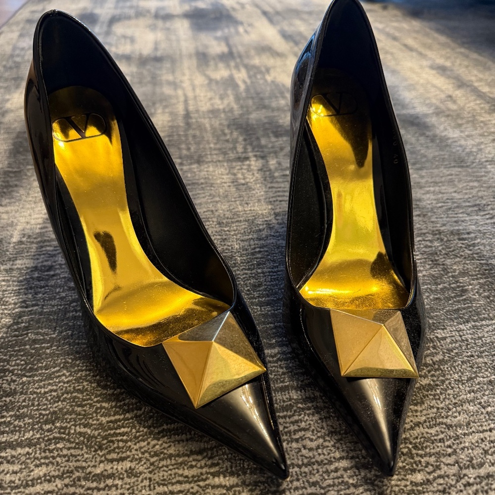 Valentino Garavani Roman Stud Slip-On Pumps